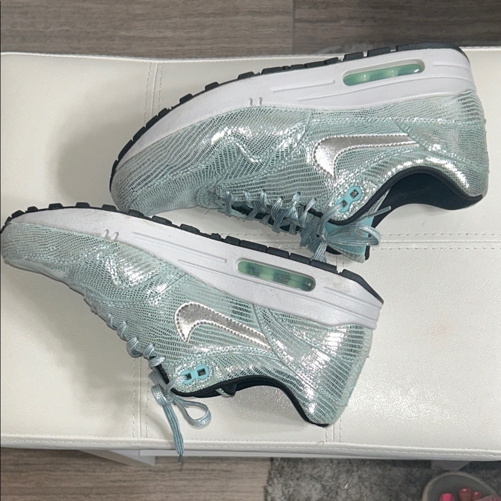 Nike Air Max 1 QS Metallic Silver & Glacier Ice Disco Sneakers Women’s 8 - Picture 8 of 12